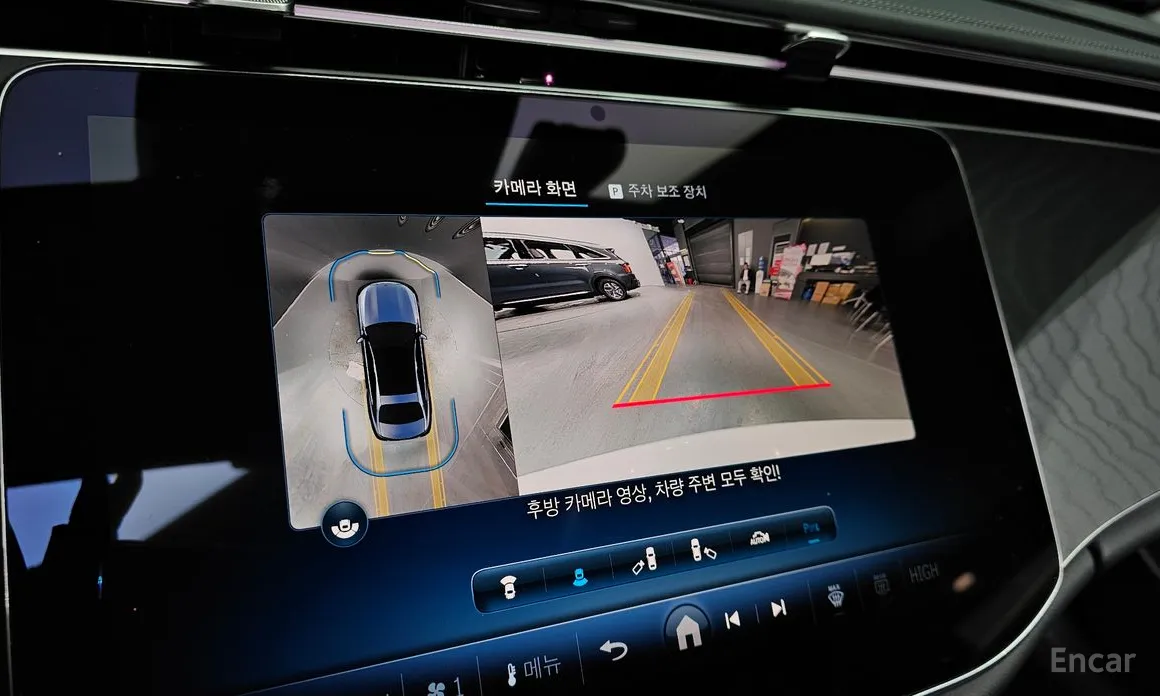 Фото 15 - Mercedes-Benz E-Class