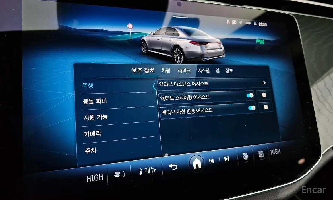 Фото 16 - Mercedes-Benz E-Class