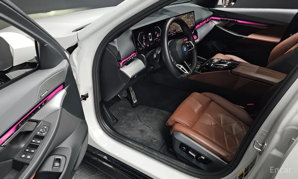 Фото 11 - BMW 5 Series