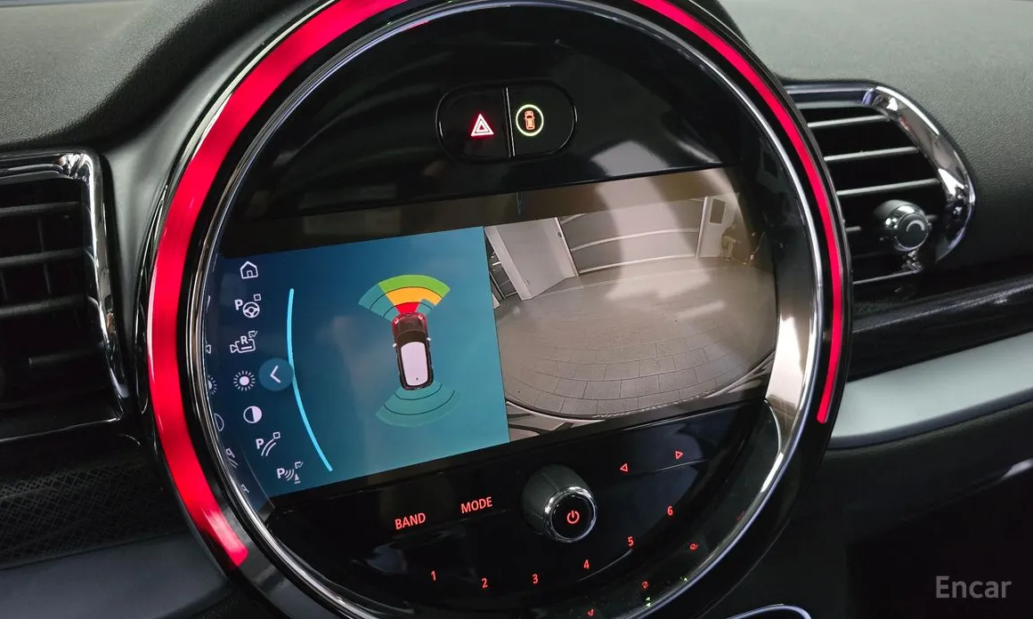 Фото 15 - Mini Clubman