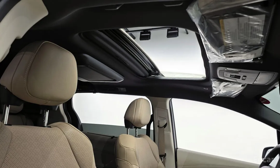 Фото 20 - Toyota Sienna