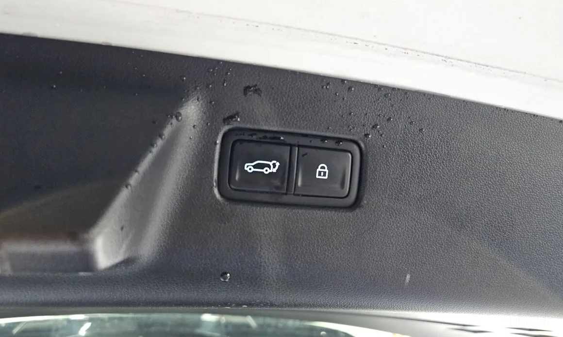 Фото 20 - Hyundai Santa Fe