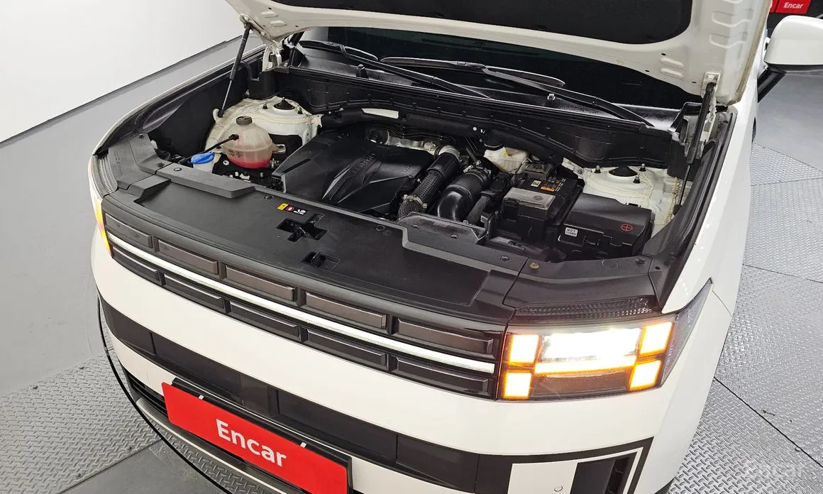 Фото 6 - Hyundai Santa Fe