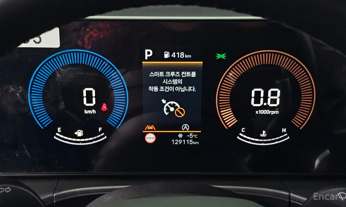 Фото 8 - Hyundai Santa Fe