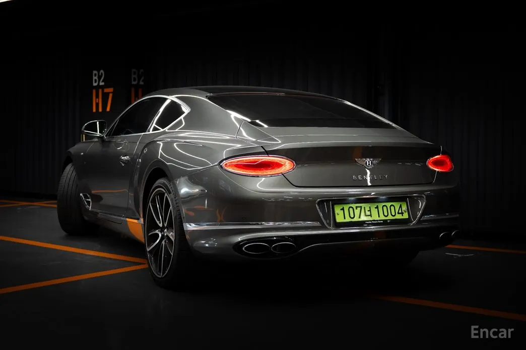 Фото 4 - Bentley Continental GT