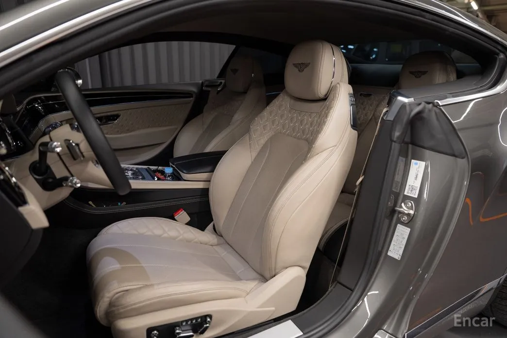 Фото 6 - Bentley Continental GT