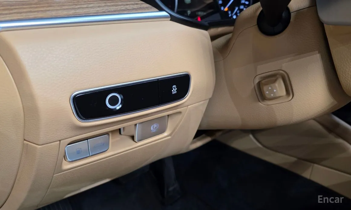 Фото 17 - Kia K9