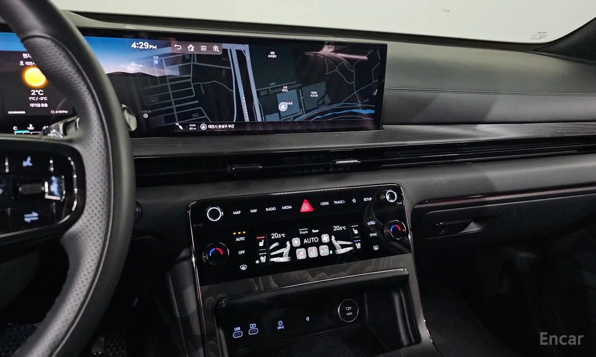 Фото 14 - Genesis GV80