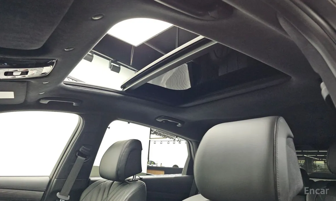 Фото 18 - Genesis GV80