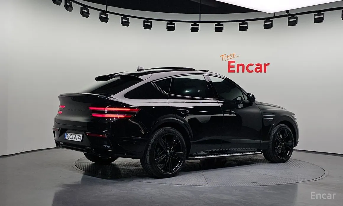 Фото 2 - Genesis GV80