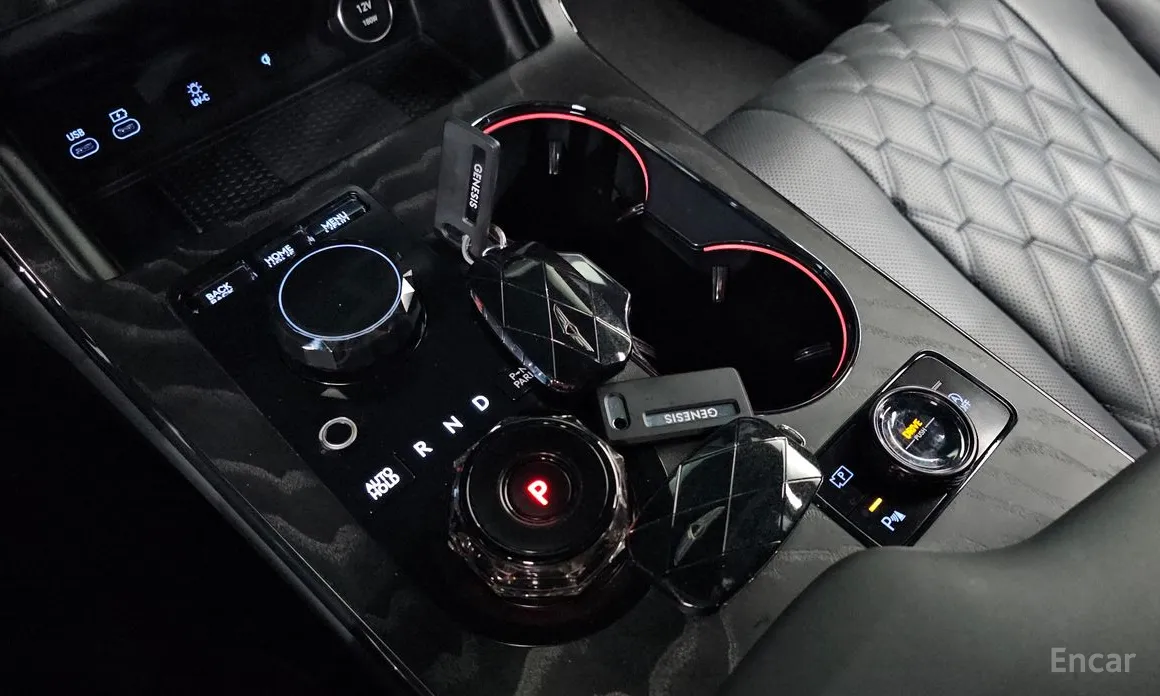 Фото 9 - Genesis GV80