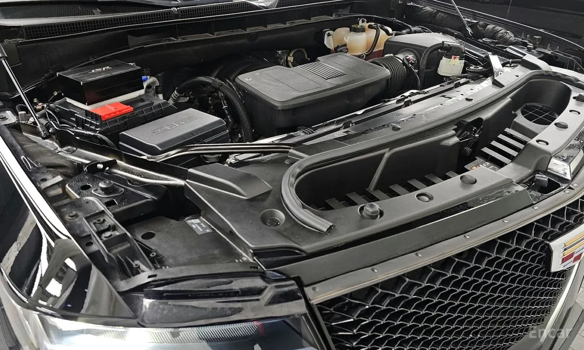 Фото 6 - Cadillac Escalade