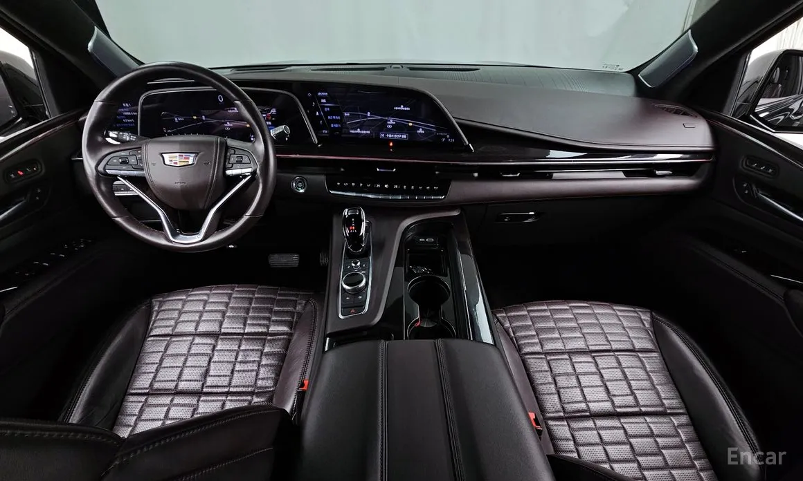 Фото 7 - Cadillac Escalade