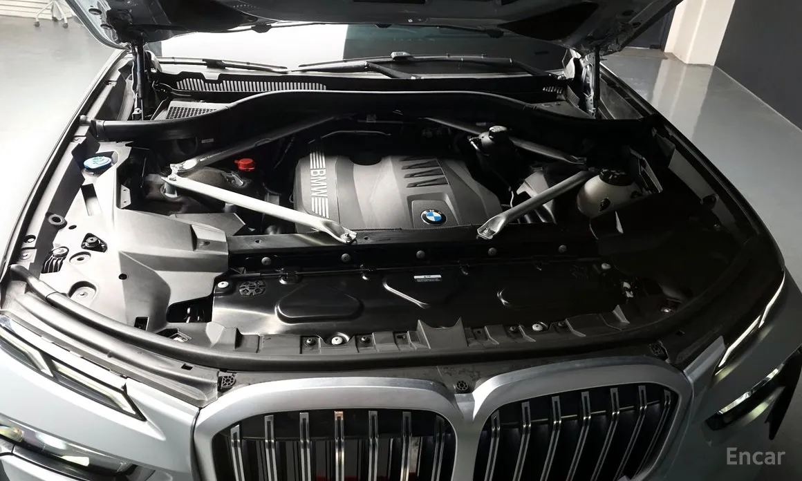Photo 6 - BMW X7