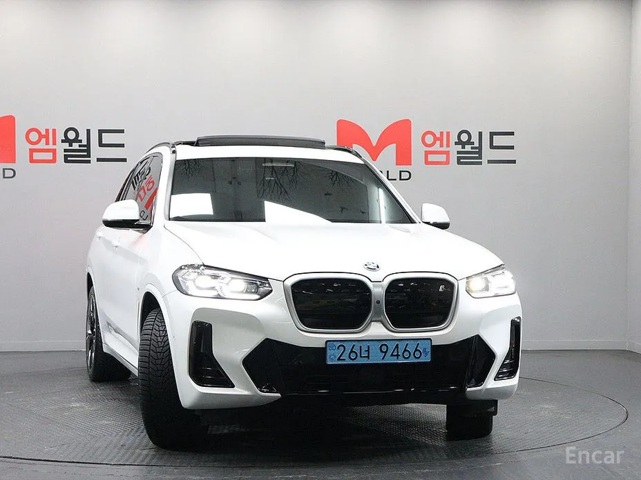Фото 2 - BMW iX3