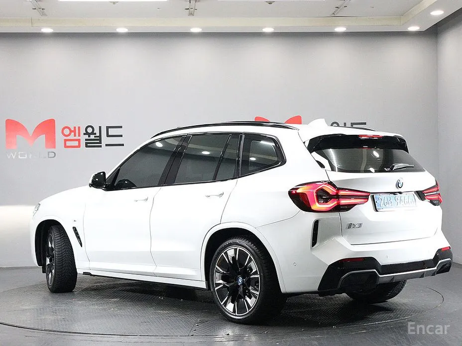 Фото 3 - BMW iX3