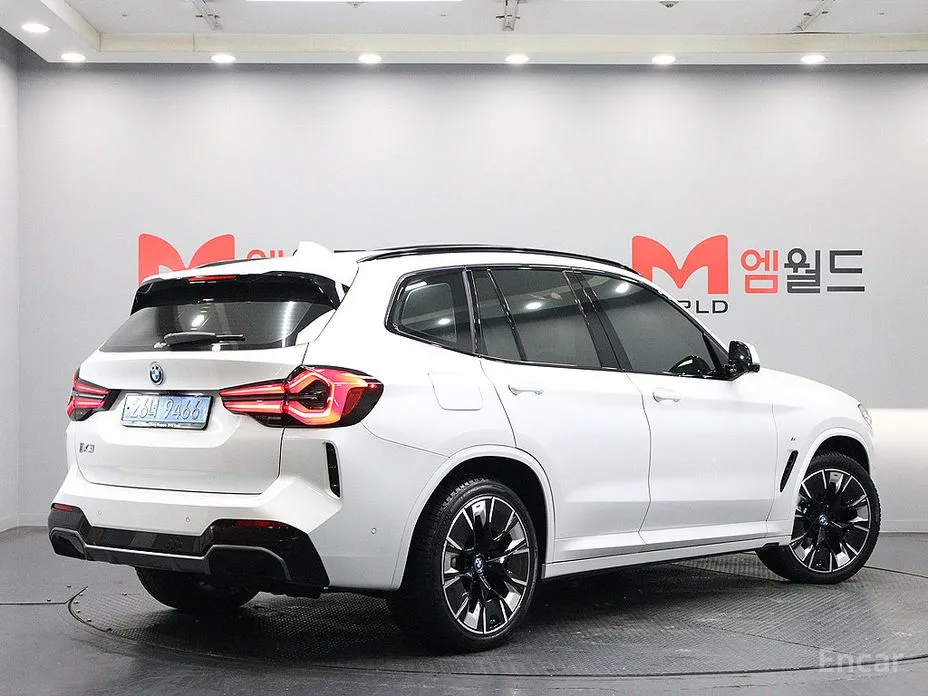 Фото 4 - BMW iX3
