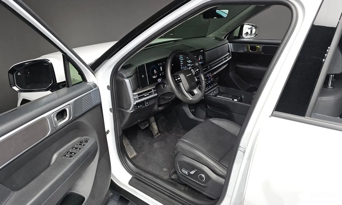 Фото 10 - Hyundai Santa Fe