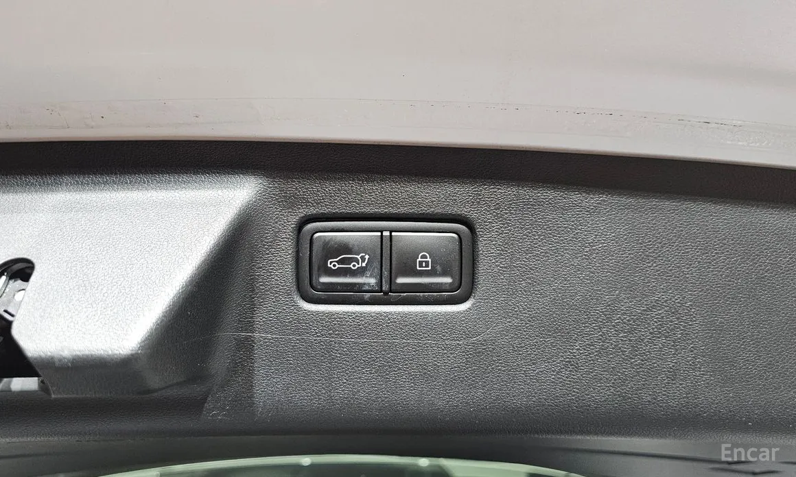 Фото 20 - Hyundai Santa Fe