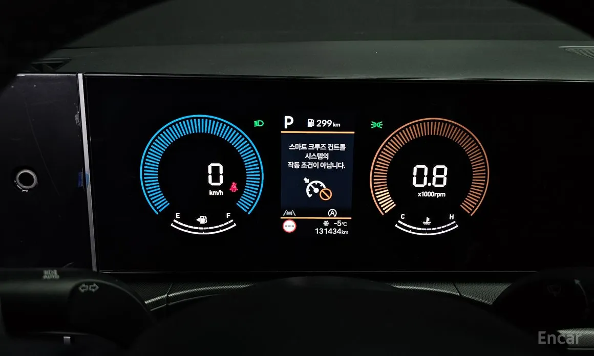 Фото 8 - Hyundai Santa Fe