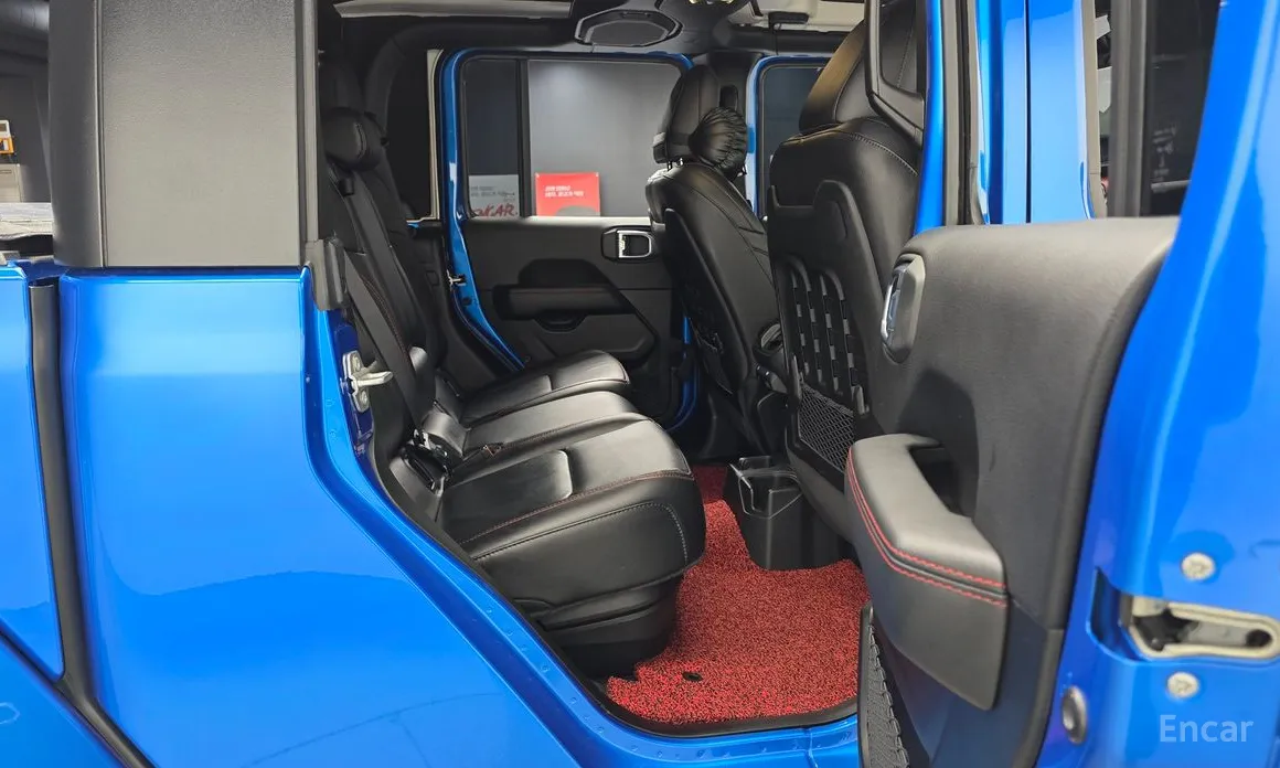 Фото 12 - Jeep Gladiator