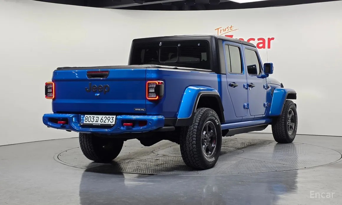 Фото 2 - Jeep Gladiator