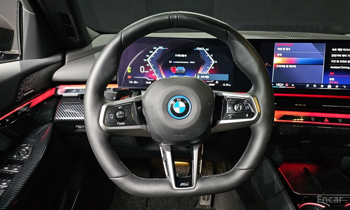 Фото 13 - BMW i5