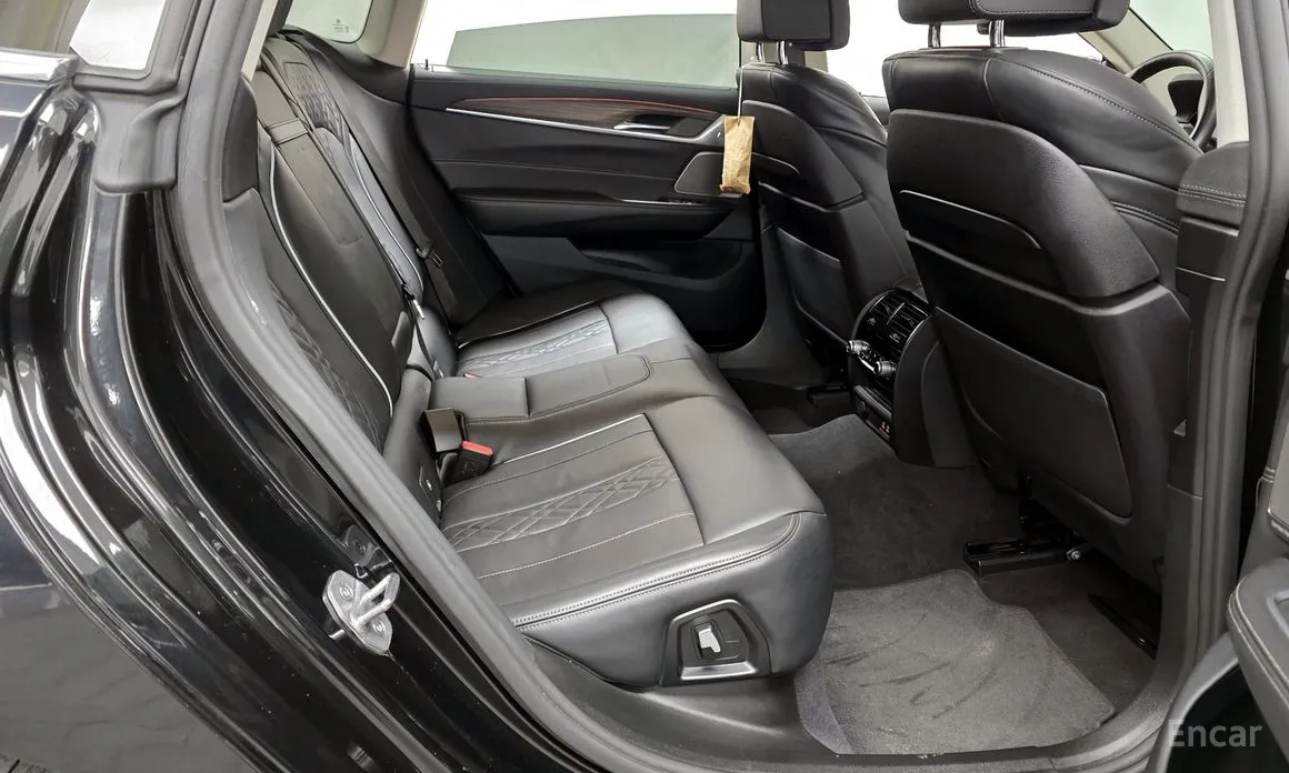 Фото 12 - BMW Gran Turismo