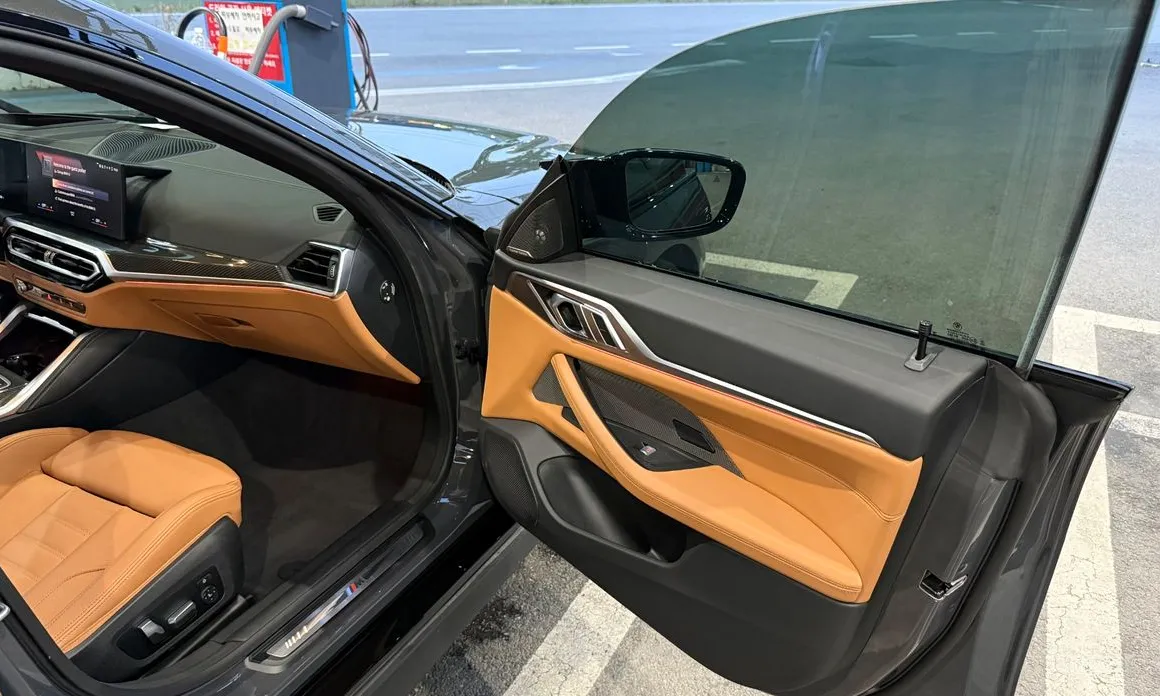 Фото 12 - BMW i4