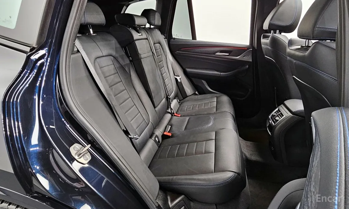 Фото 12 - BMW iX3