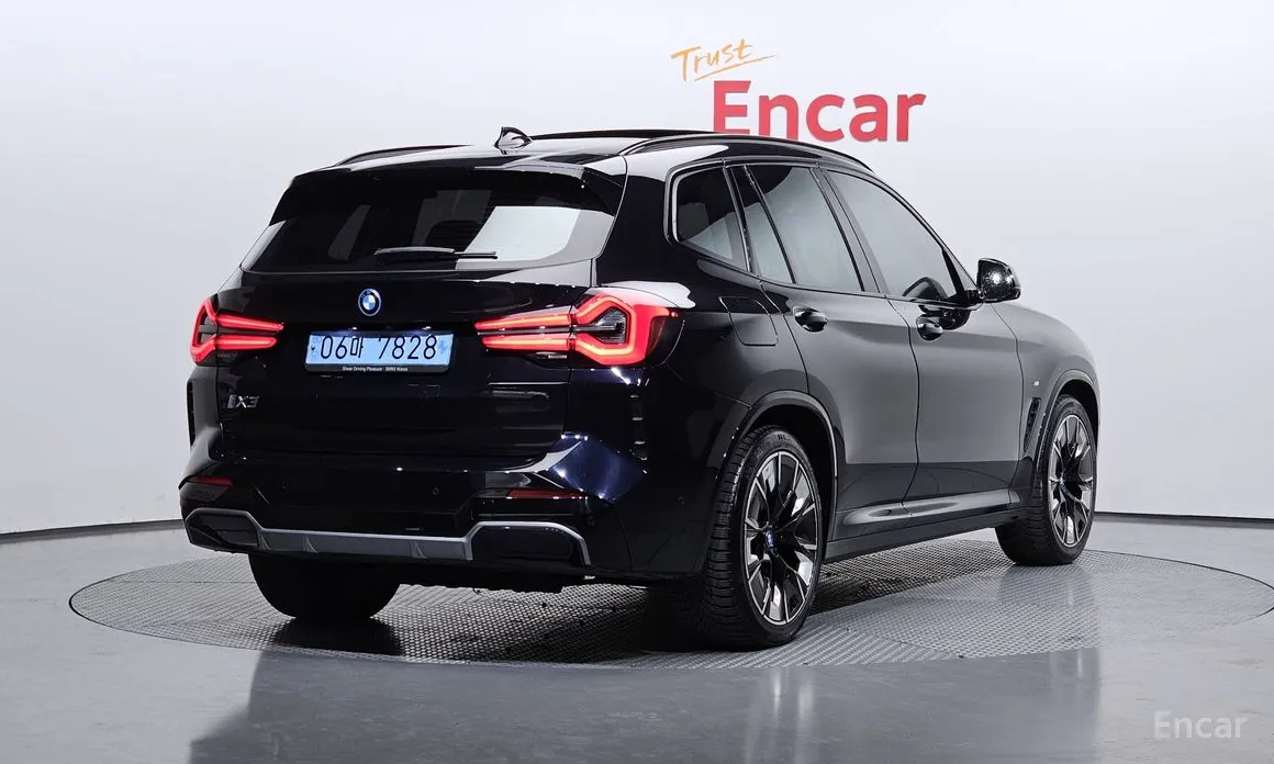 Фото 2 - BMW iX3