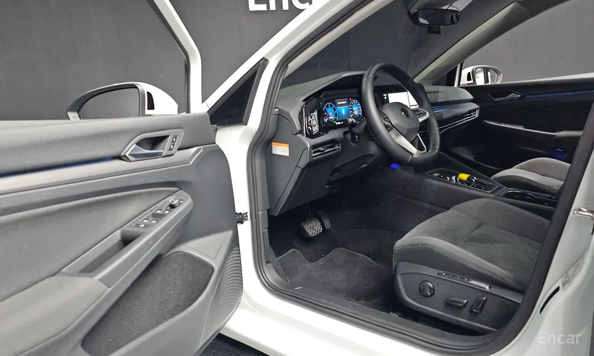 Фото 10 - Volkswagen Golf