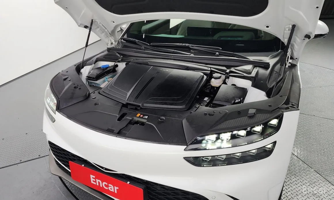 Фото 6 - Genesis GV60