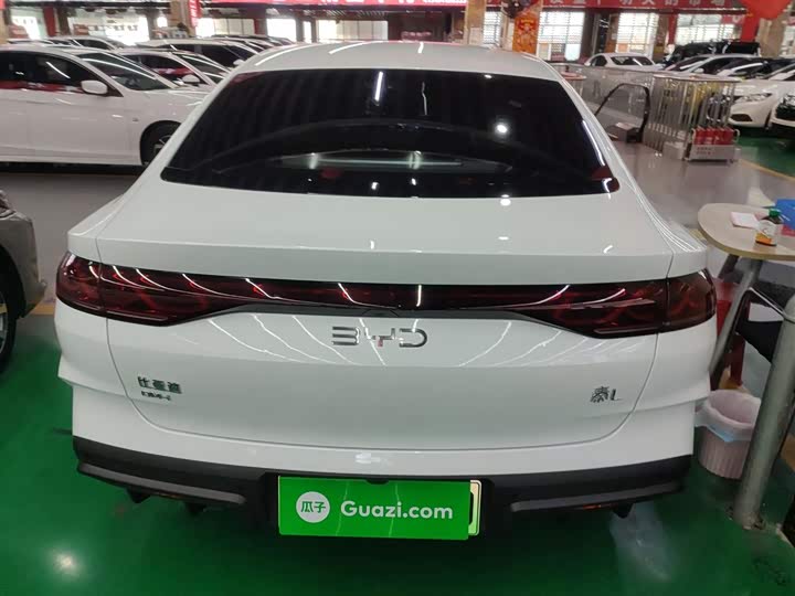 Фото 6 - BYD Qin L