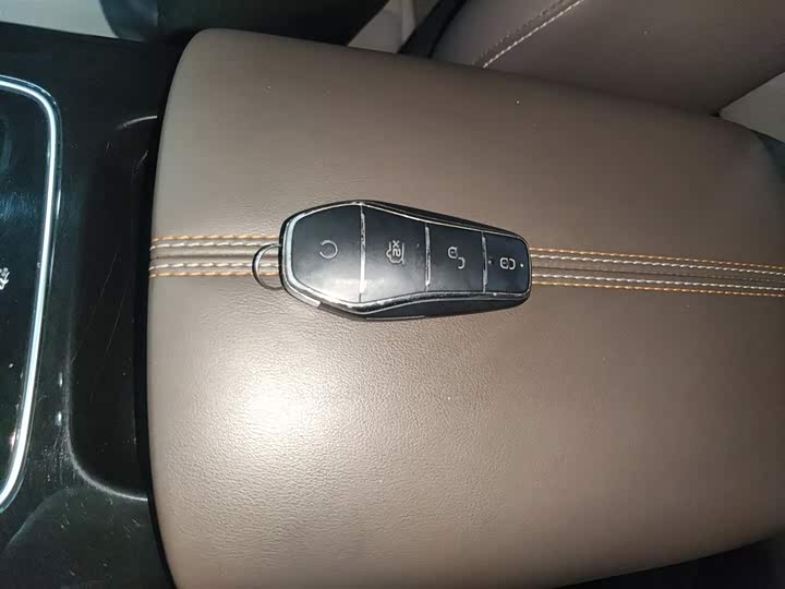 Фото 9 - BYD Qin Plus