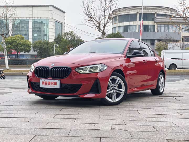 Фото 1 - BMW 1 Series