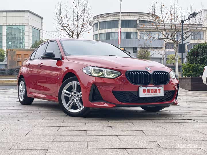 Фото 3 - BMW 1 Series