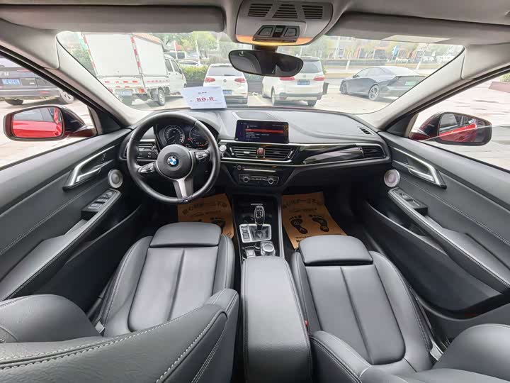 Фото 8 - BMW 1 Series