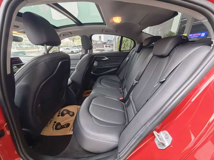 Фото 9 - BMW 1 Series