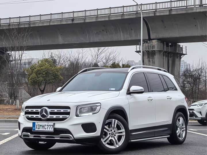 Фото 1 - Mercedes-Benz GLB-Class