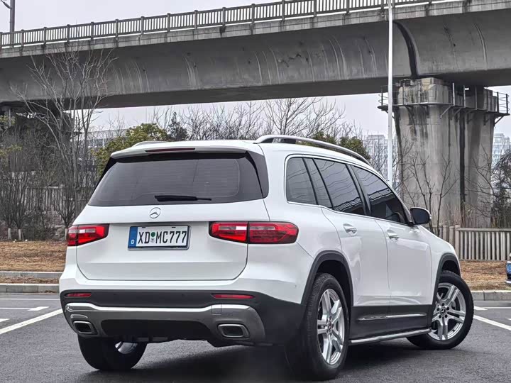 Фото 6 - Mercedes-Benz GLB-Class