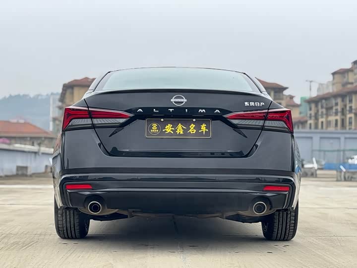 Фото 4 - Nissan Teana