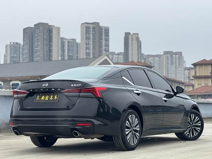 Фото 5 - Nissan Teana