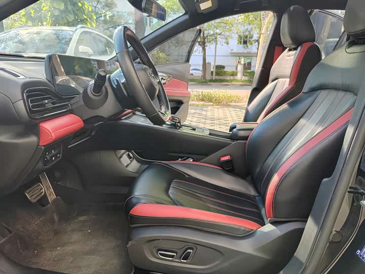 Фото 5 - GAC Trumpchi Empow R