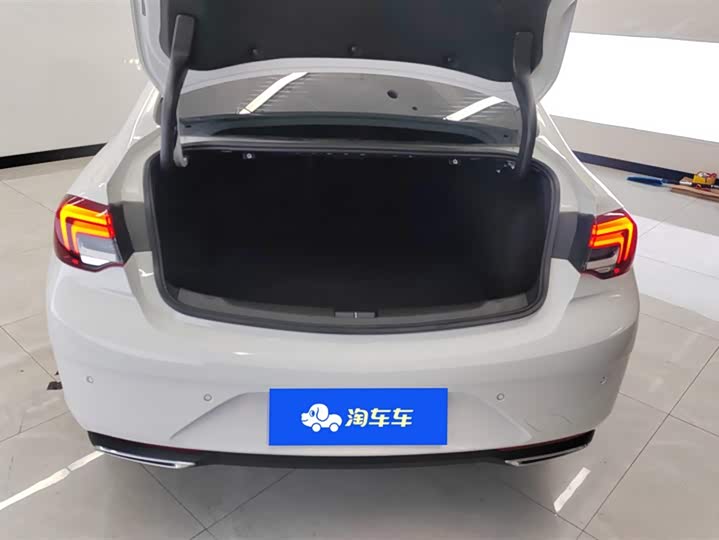 Фото 4 - Buick Regal