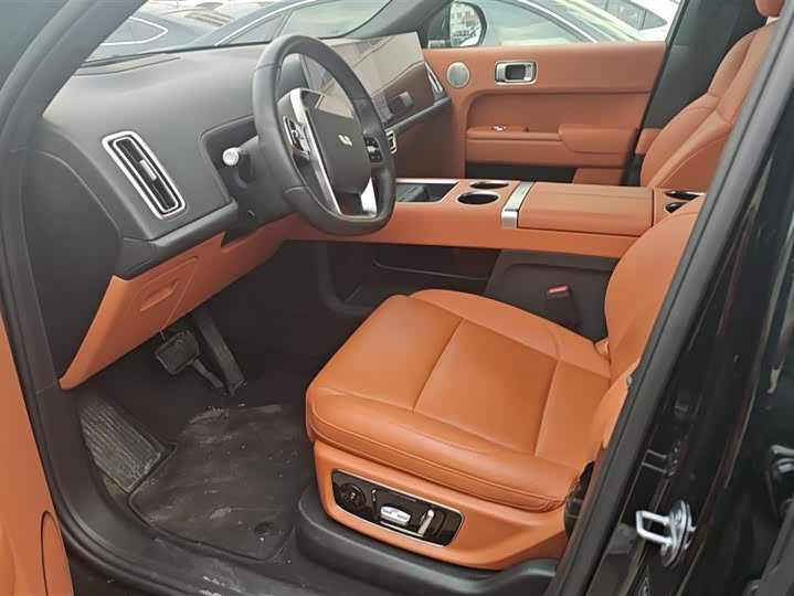 Фото 9 - LiXiang L8