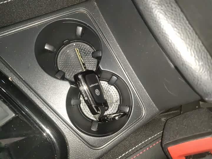 Фото 9 - Volkswagen Tayron