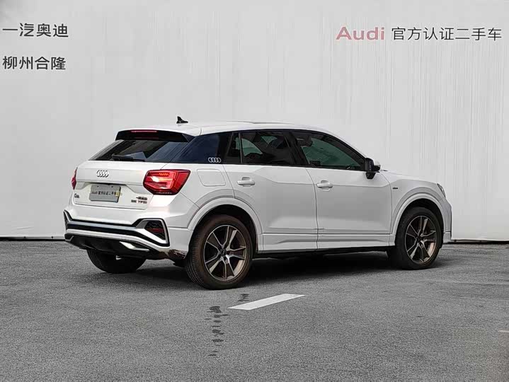 Фото 4 - Audi Q2L