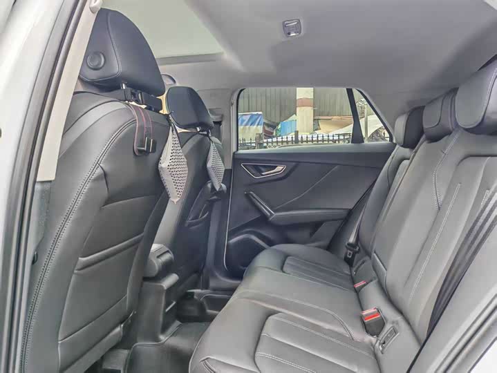 Фото 6 - Audi Q2L