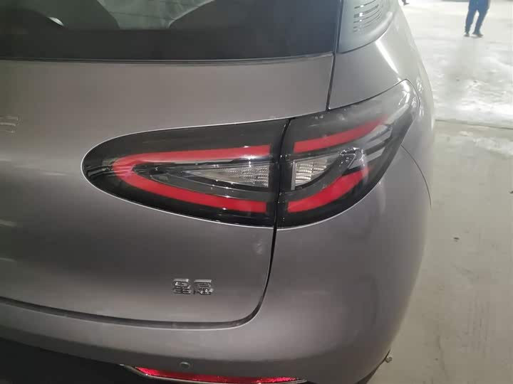 Фото 8 - Geely Galaxy Geome